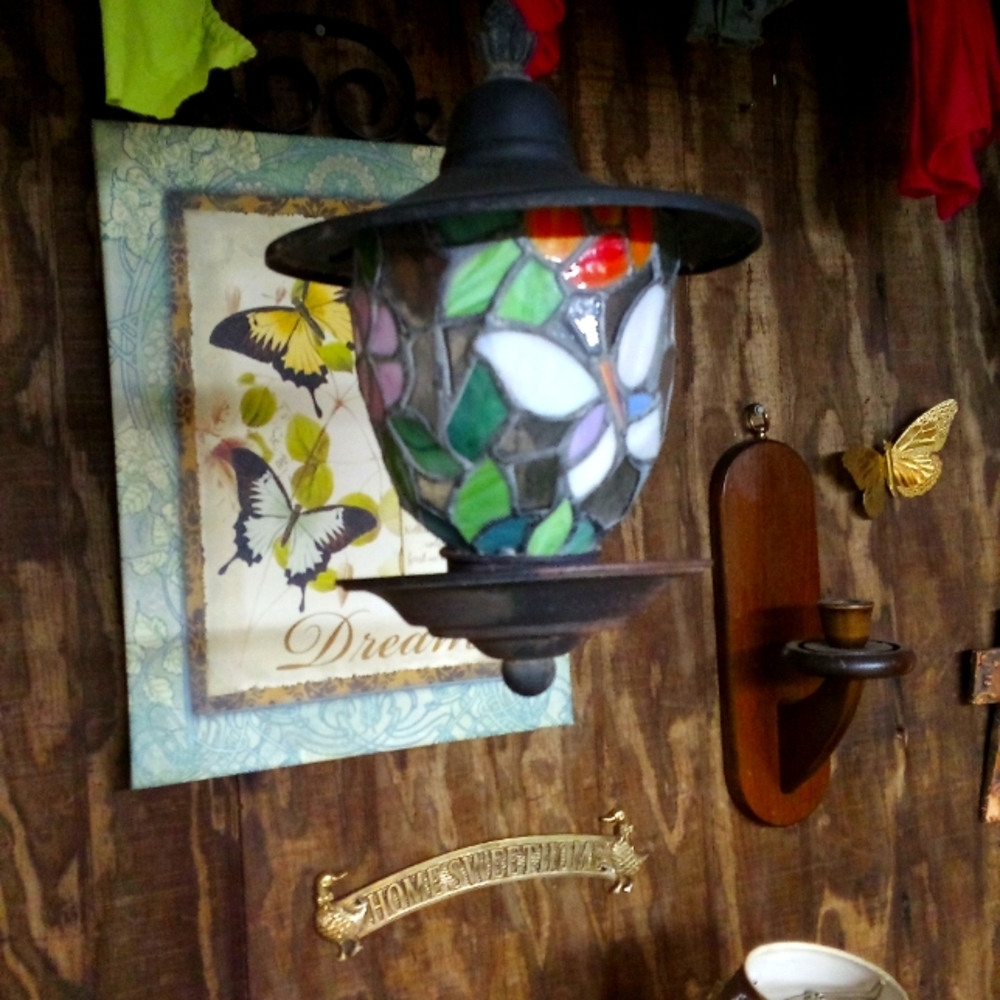 Tiffany stained glass birdfeer